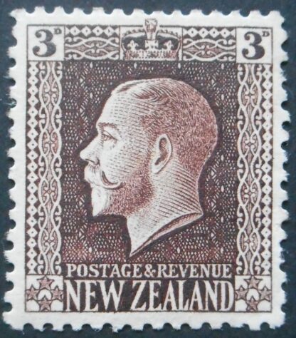 New Zealand 1915 GV Three Pence p14 x 13½ SG 420 mint
