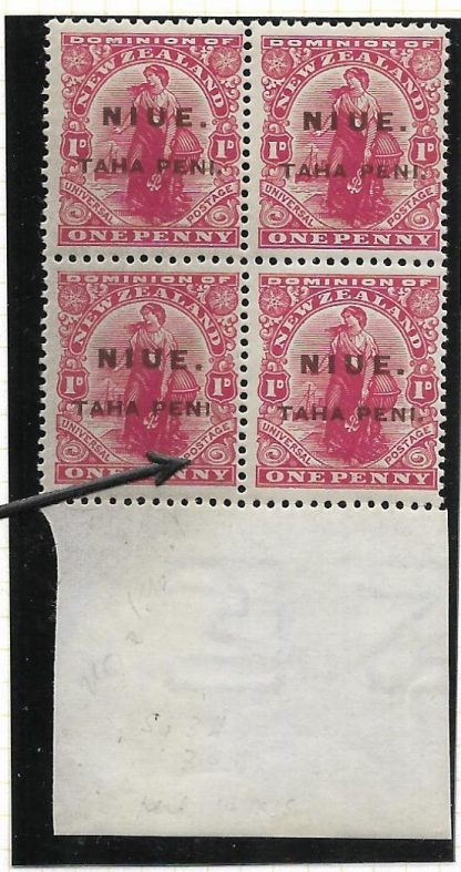 Niue 1917 One Penny block with surcharge variety missing stop after Peni SG 21a u/mint
