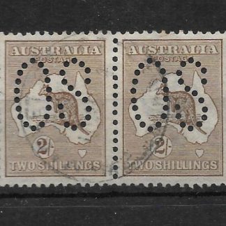 Australia 1913 Kangaroo Two Shillings Official pair SG O11 fine used